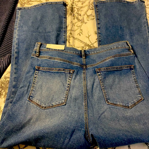 NWT Loft high waist flare jeans size 12 - Picture 1 of 4